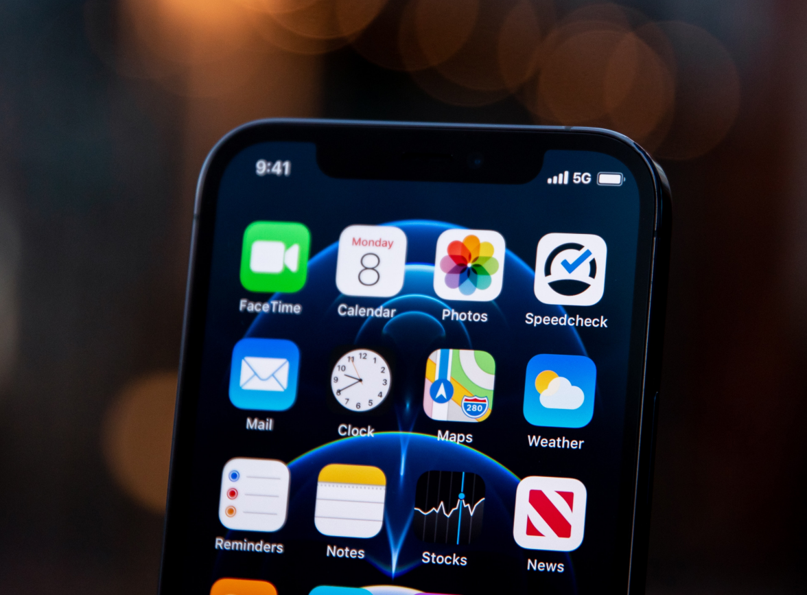 美兰苹果手机维修分享为什么 iPhone 12 在冬季会自动关机 